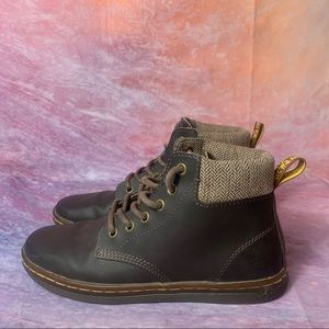 Dr. Martens Dark Brown Leather Women's Maelly Padded Ankle Boots Size 7